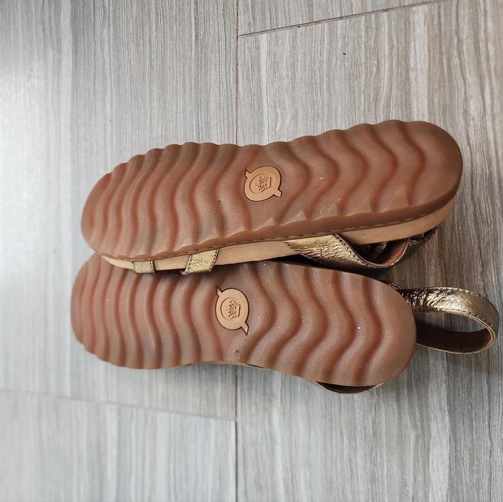 BORN sandals pre-loved - Picture 6 of 6